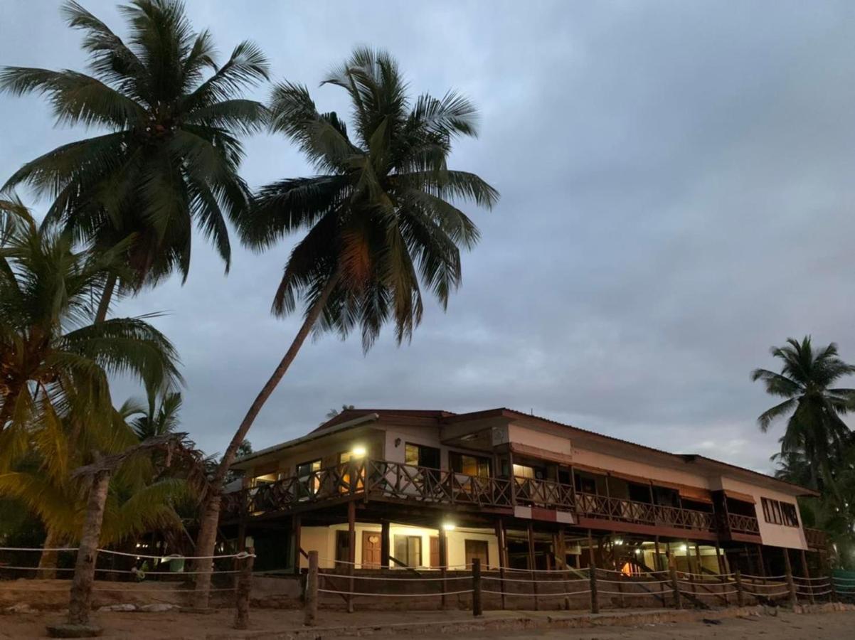 Seaside Travellers Inn Kinarut Eksteriør bilde